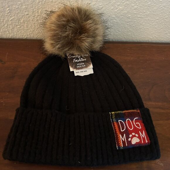 NWT David & Young 'Dog Mom' Vegan Black Rib Knit Winter Hat w/ Faux Fur Pom Pom - Picture 1 of 5